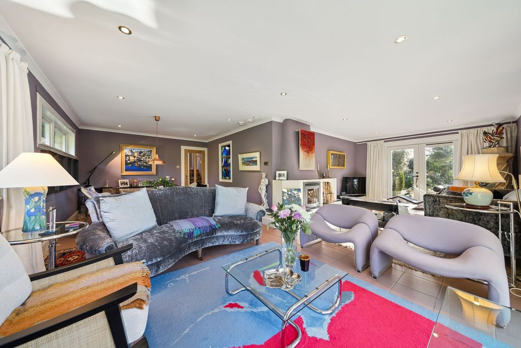 Additional image 5 of 4 bed detached house for sale23 Victoria Road, Helensburgh G84