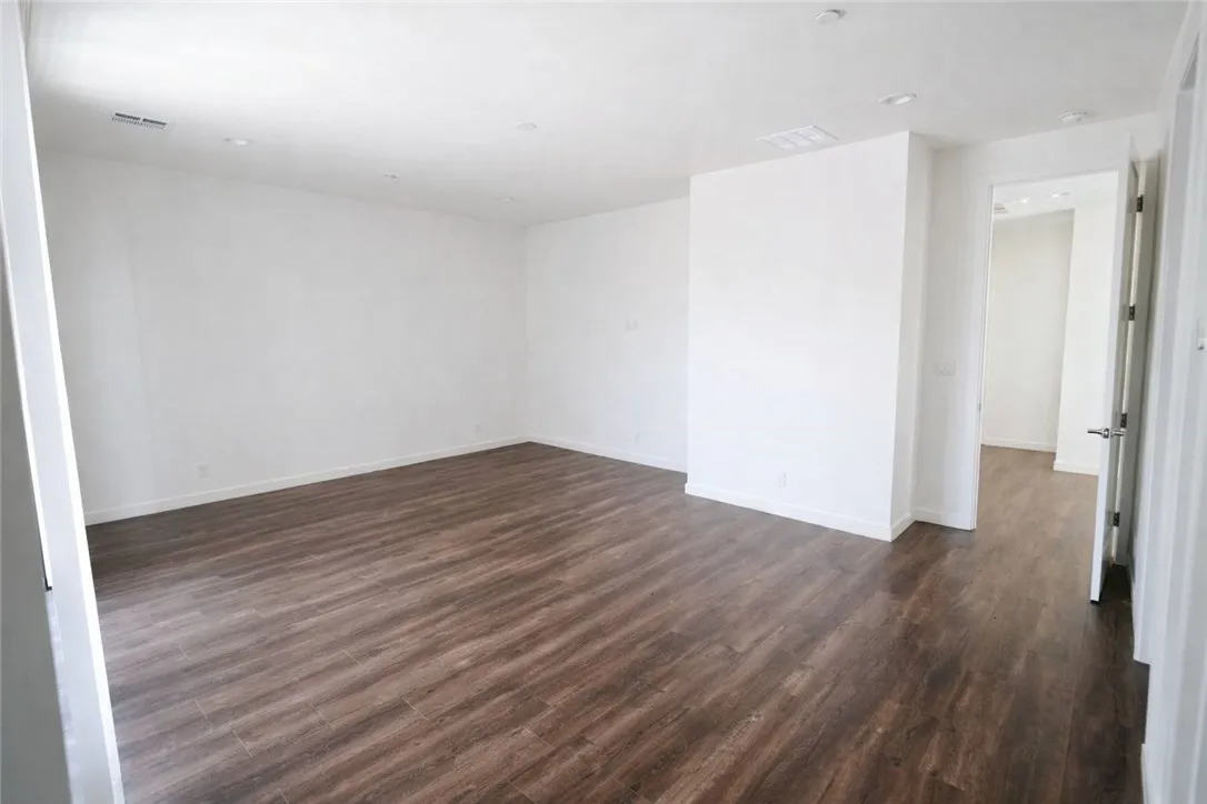 Additional image 22 of 18919 Gault Street, Reseda, CA 91335