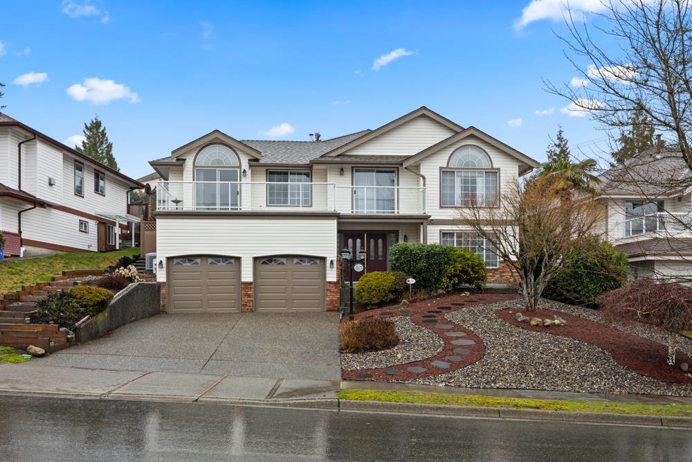 BSMT-2637 Panorama Drive, Coquitlam, BC, V3E 2W1