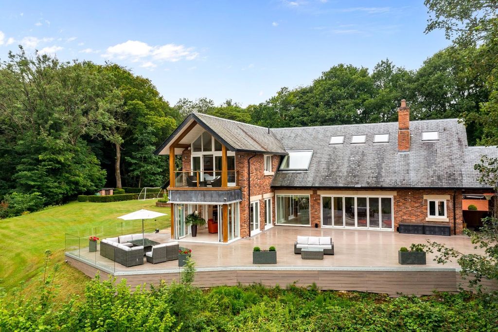 Additional image 64 of 5 bed detached house for saleThe Pump House, Standish, Wigan WN1