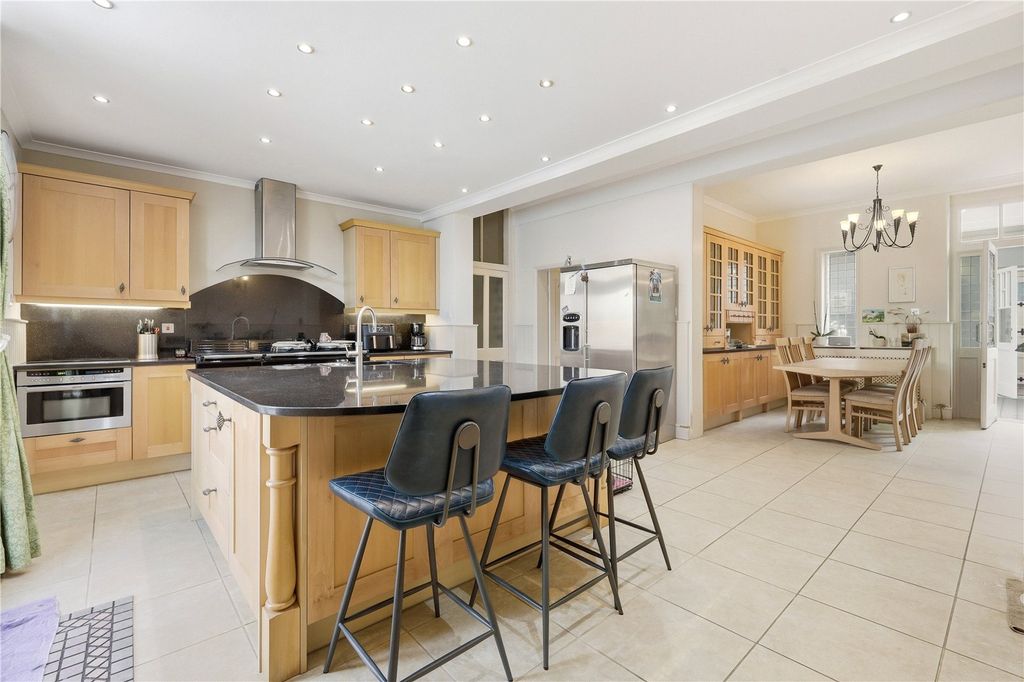 Additional image 10 of 6 bed detached house for saleChurch Road, Beyton, Bury St. Edmunds, Suffolk IP30