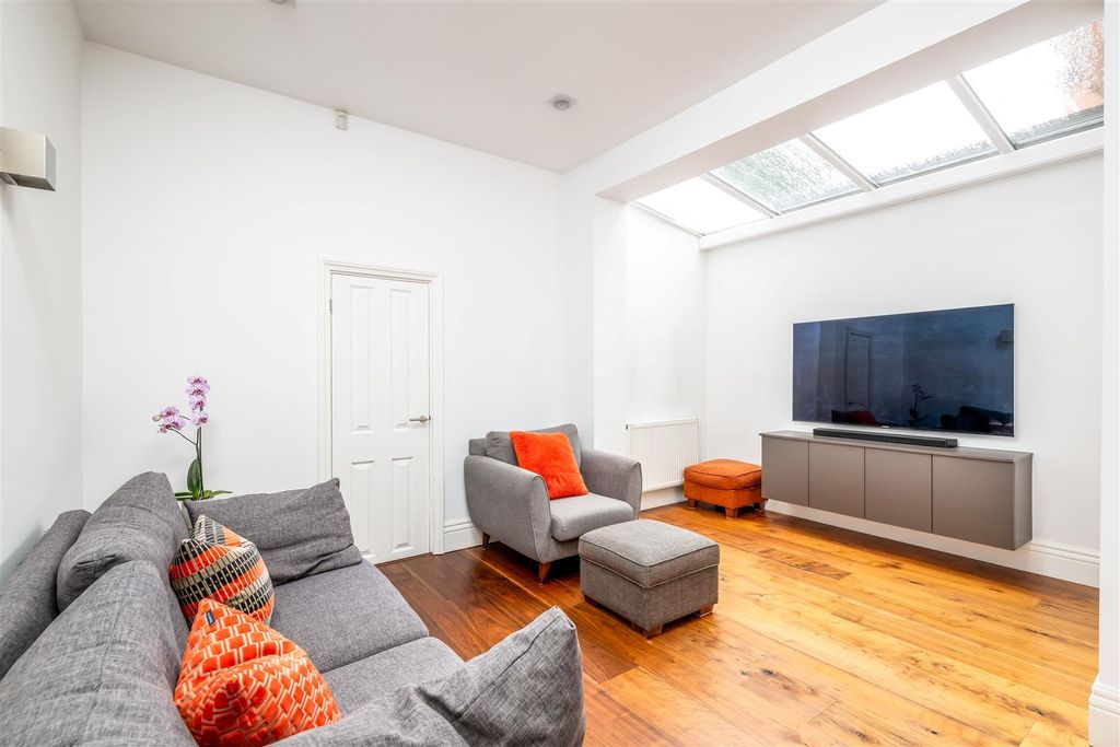 Additional image 13 of 7 bed detached house for salePark Avenue, Bedford MK40