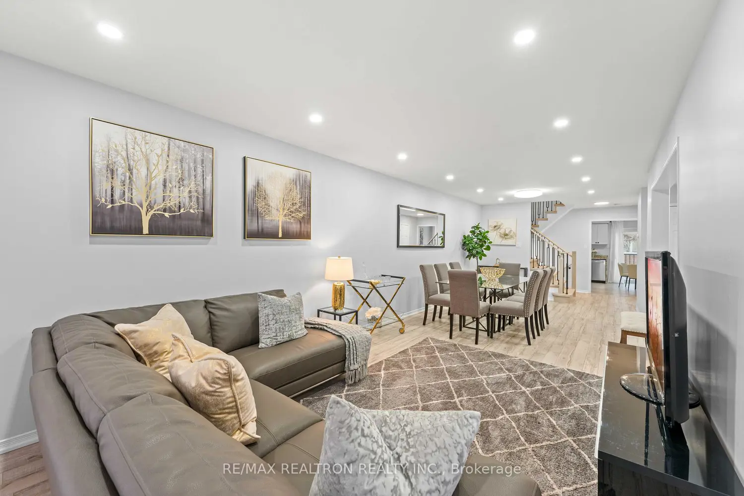 177 Sassafras Circle photo 2