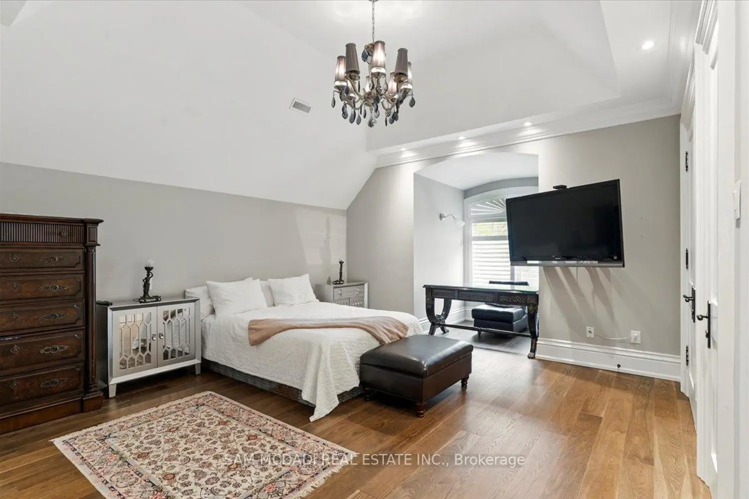 Additional image 17 of 883 Parkland Avenue