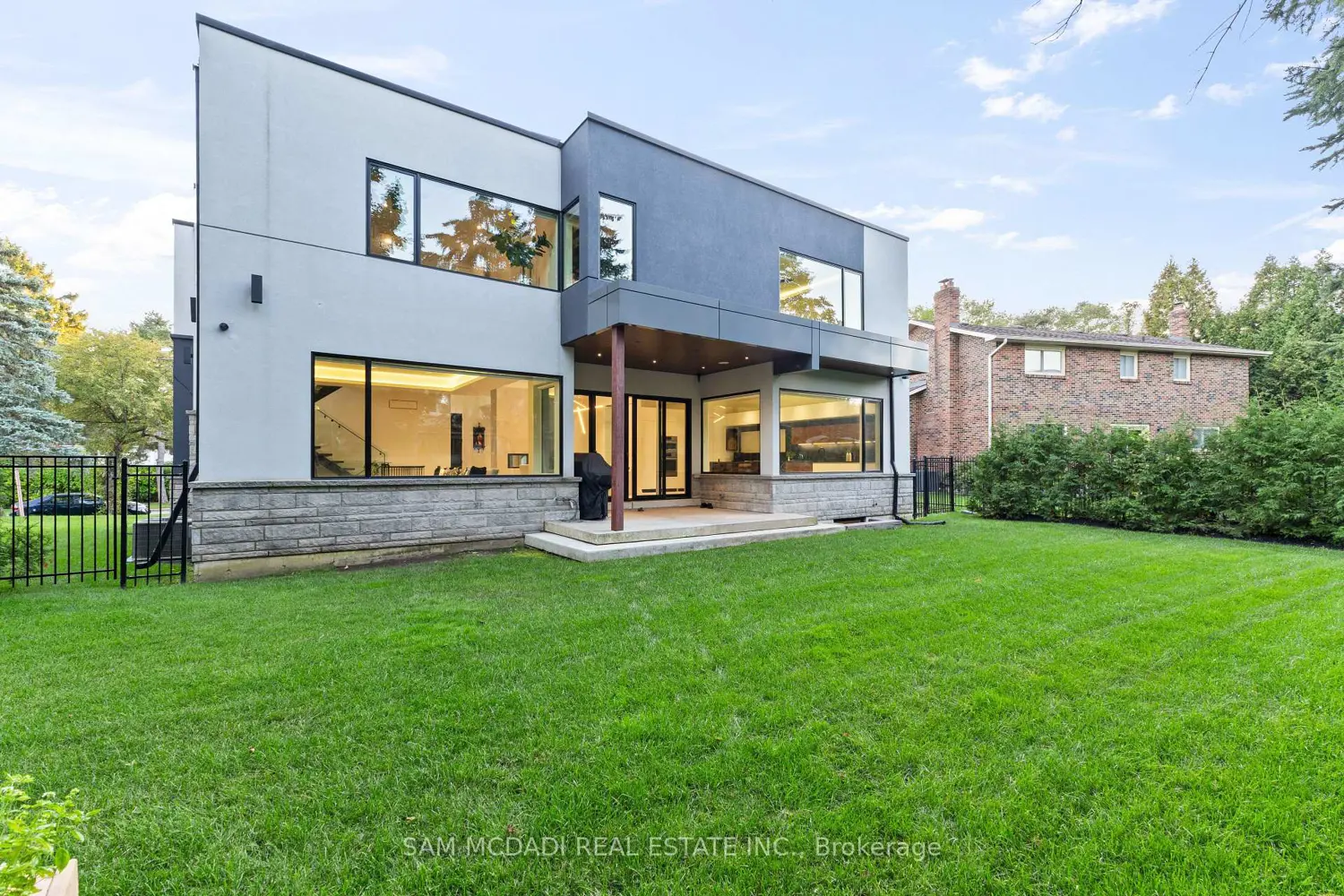 Additional image 19 of 2075 Shawanaga Trail