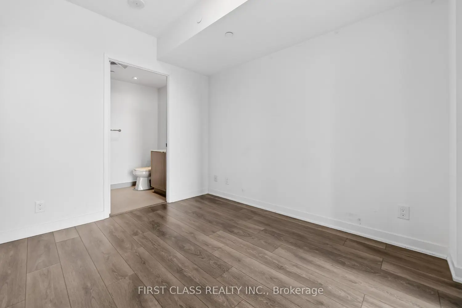 Additional image 14 of 100 Harbour Street 2502