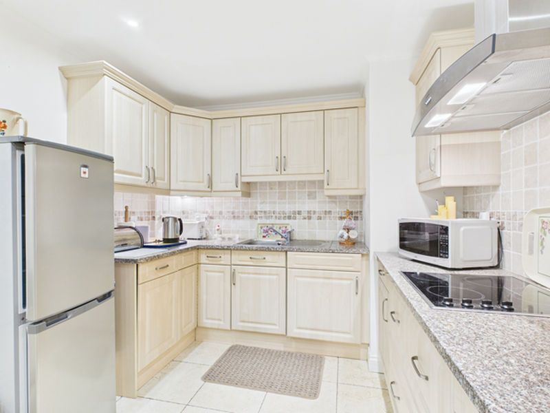 Additional image 14 of 2 bed flat for saleHafan Tywi, The Parade, Carmarthen SA31