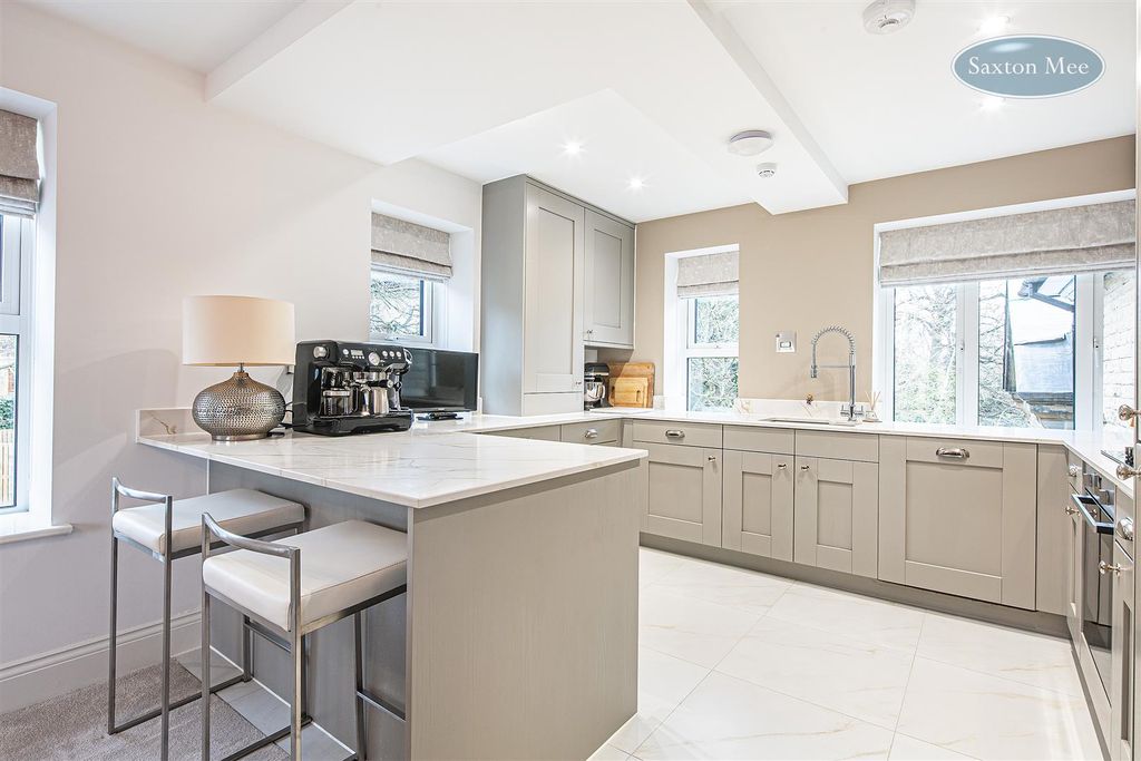 Additional image 9 of 3 bed flat for saleWest Court, Carriage Spring Drive, Broomhill, Sheffield S10