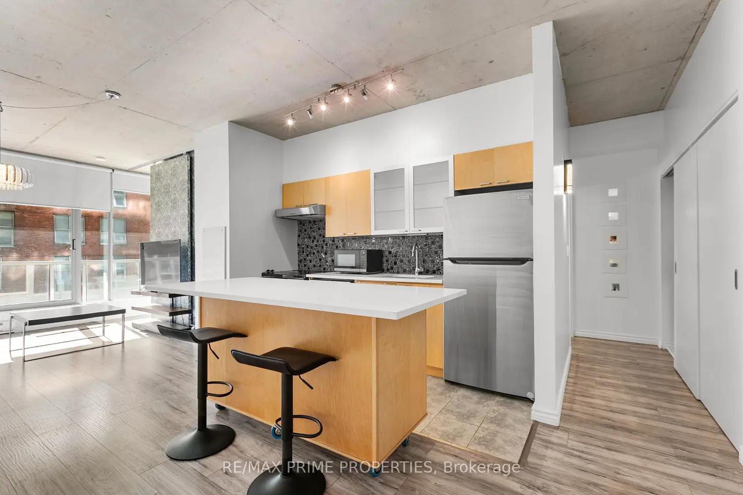 Additional image 2 of 383 Cumberland Street 311