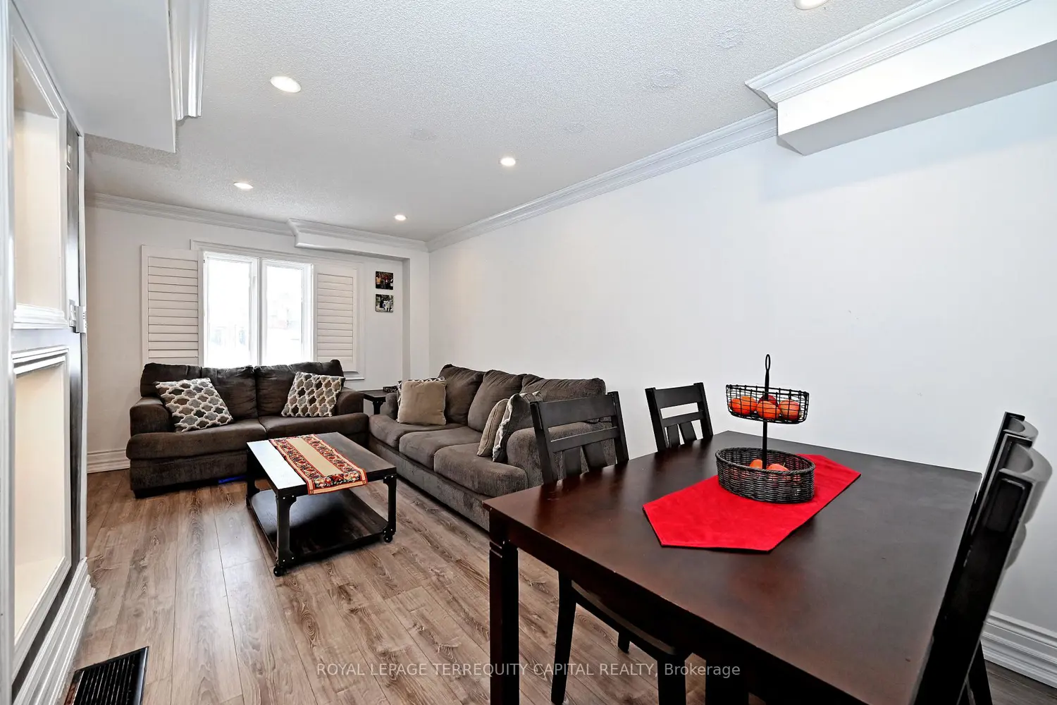 29 Madelaine Drive 6 photo 5
