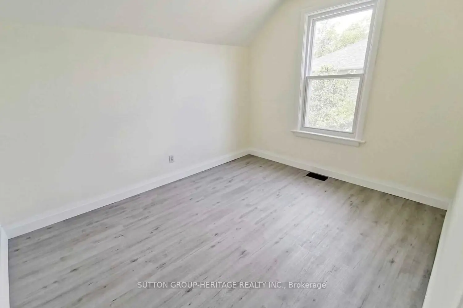 Additional image 4 of 717 King Street