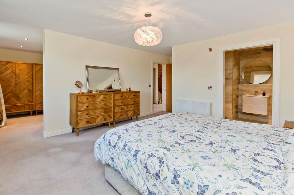 Additional image 11 of 10 bed detached house for saleBraehead Road, Edinburgh EH4