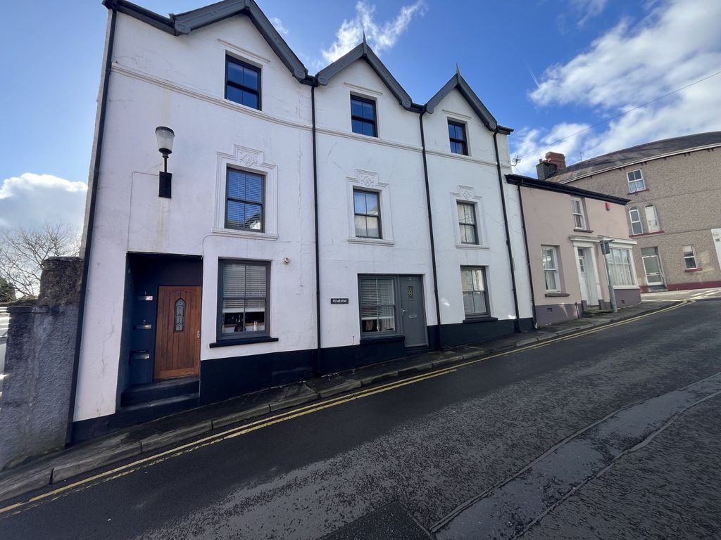 Additional image 13 of 2 bed flat for salePenrhiw 15 Carmarthen Street, Llandeilo, Carmarthenshire. SA19