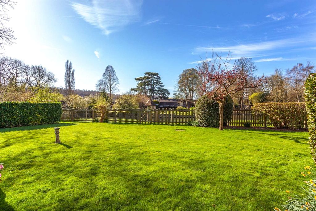 Additional image 6 of 3 bed flat for saleMillbank, Mill Road, Marlow, Buckinghamshire SL7