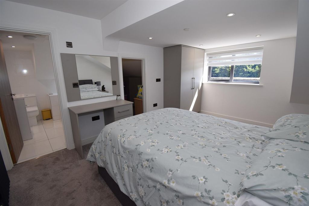 Additional image 20 of 2 bed flat for saleSouth Quays, Long Row, South Shields NE33