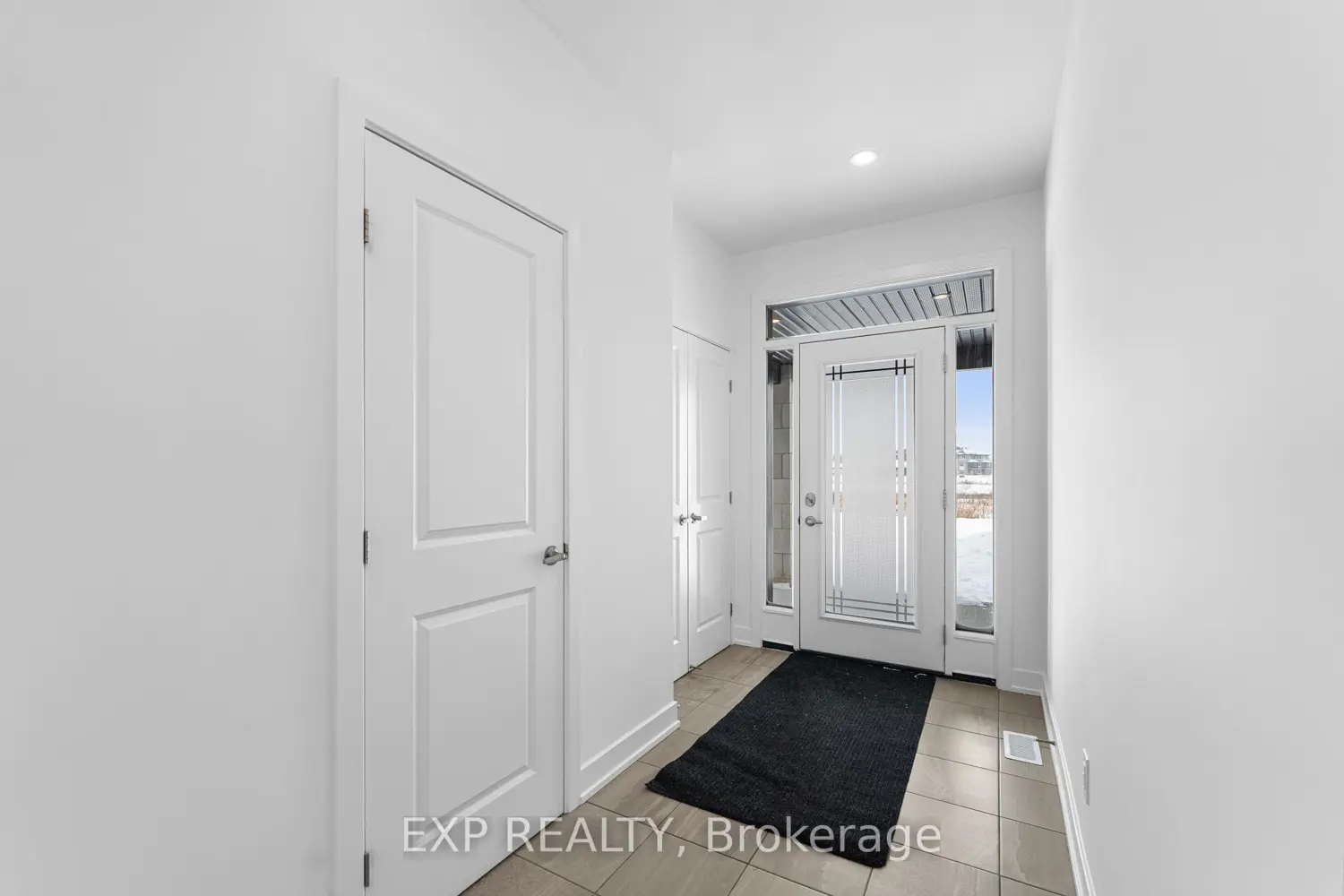 Additional image 4 of 27 Moosonee Crescent