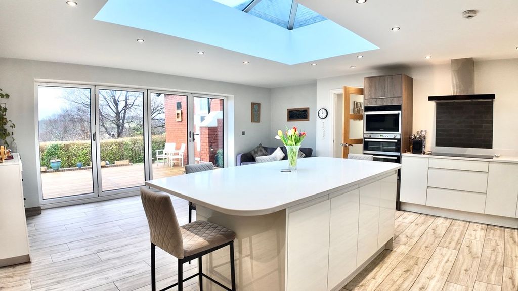 Additional image 2 of 6 bed semi-detached house for salePen-Rhiw Avenue, Oakdale NP12