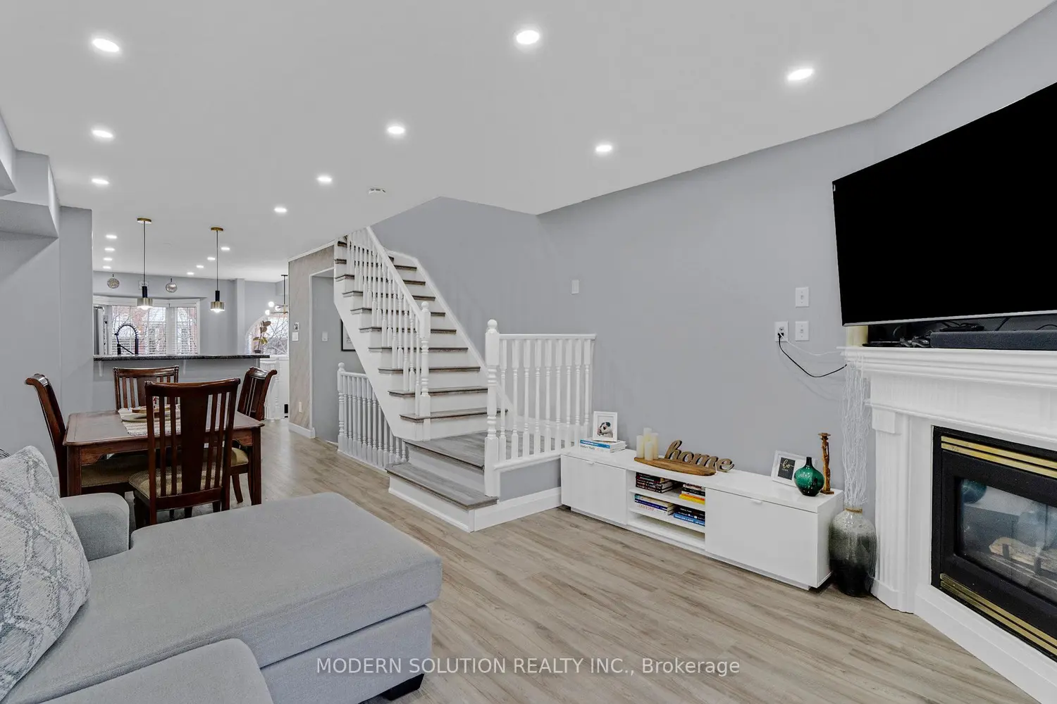 Additional image 8 of 3480 Upper Middle Road 29