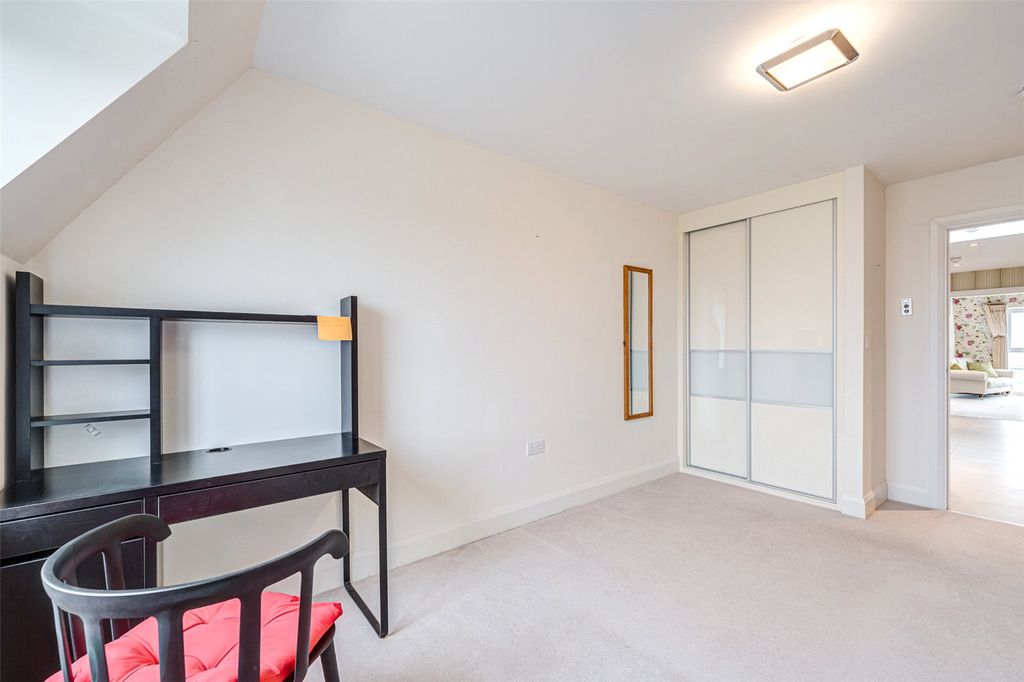 Additional image 24 of 3 bed flat for saleMarine Parade, Worthing, West Sussex BN11