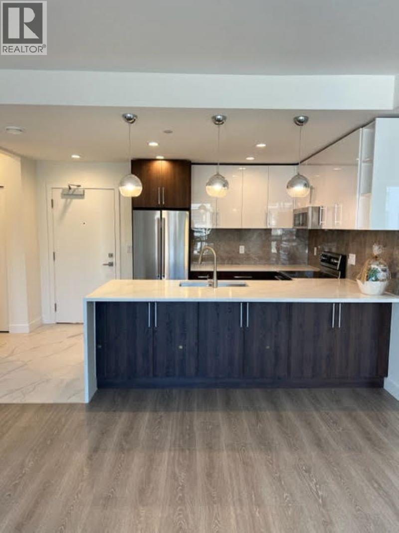 207 11703 FRASER STREET