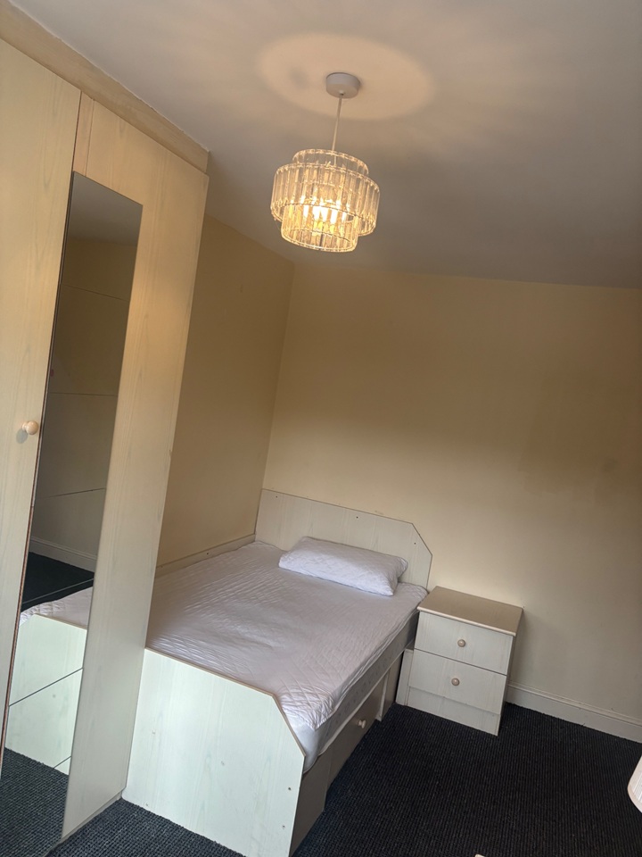 Additional image 12 of Room in a Shared House, Mayville Avenue, LS6, N1 7GU