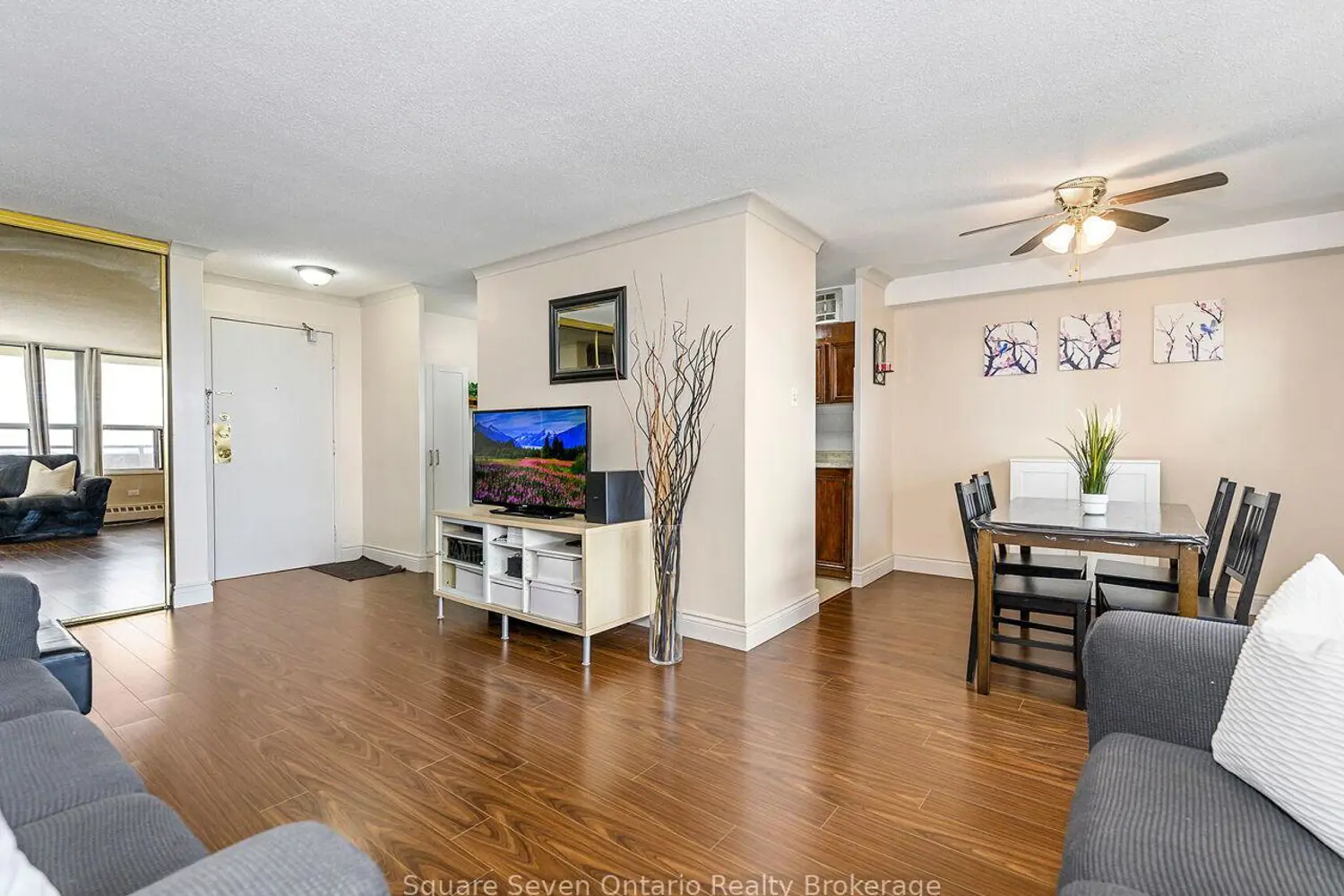 Additional image 4 of 3120 Kirwin Avenue 1109