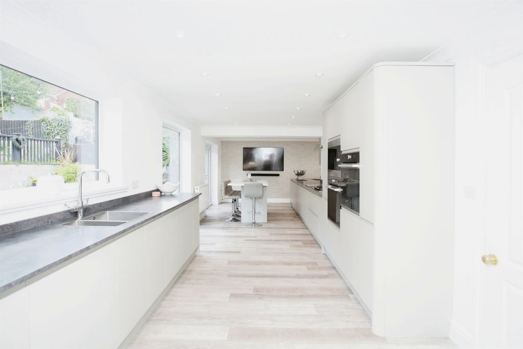Additional image 5 of 4 bed detached house for saleGarth View, Bedwas, Caerphilly CF83