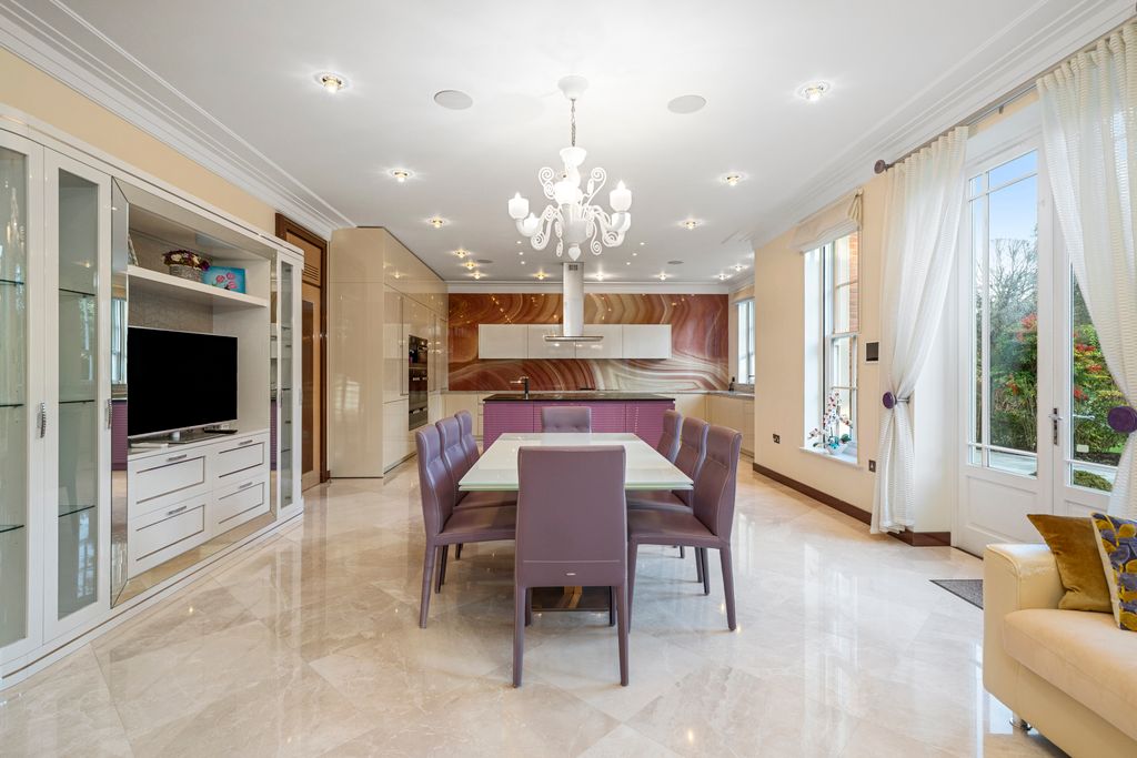 Additional image 10 of 6 bed detached house for saleEast Road, Weybridge KT13