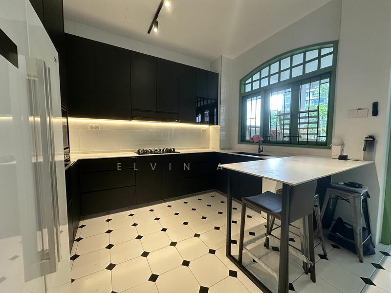 Additional image 4 of Petain Road