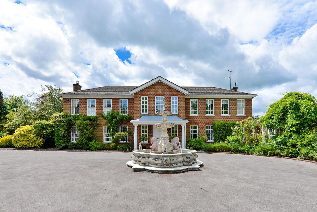 Additional image 25 of 7 bed detached house for saleMoney Row Green, Holyport, Berkshire SL6