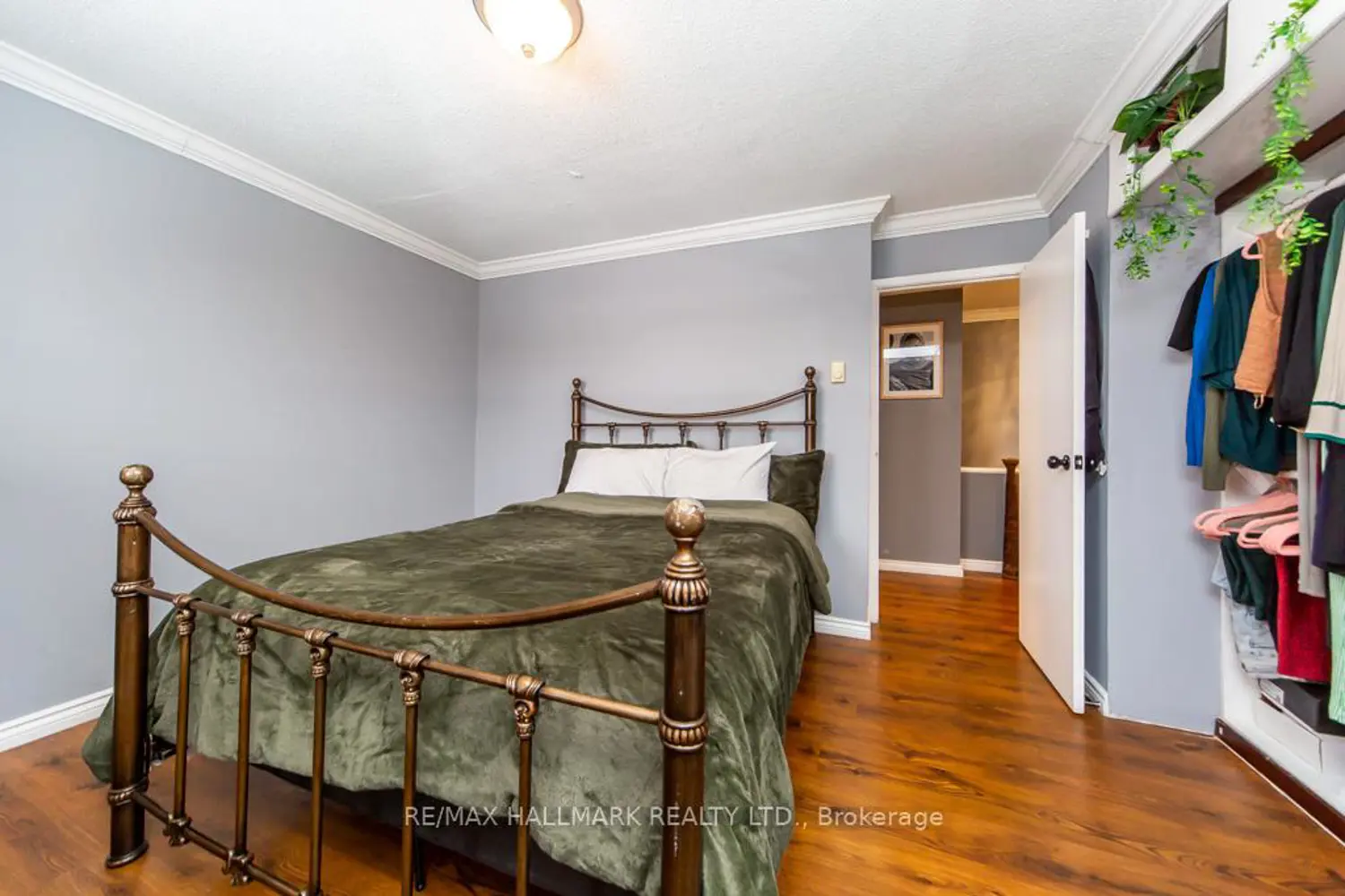 Additional image 7 of 1010 Glen Street 41