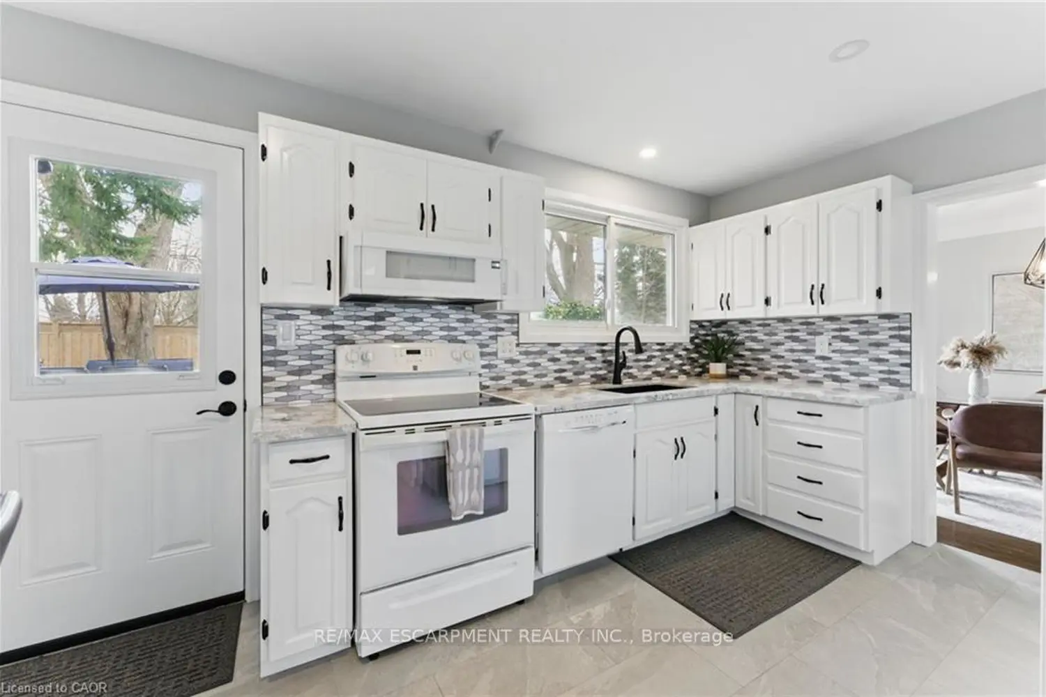 Additional image 6 of 160 Council Crescent