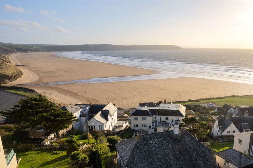 3 bed flat for saleBay View Road, Woolacombe, Devon EX34 photo 5
