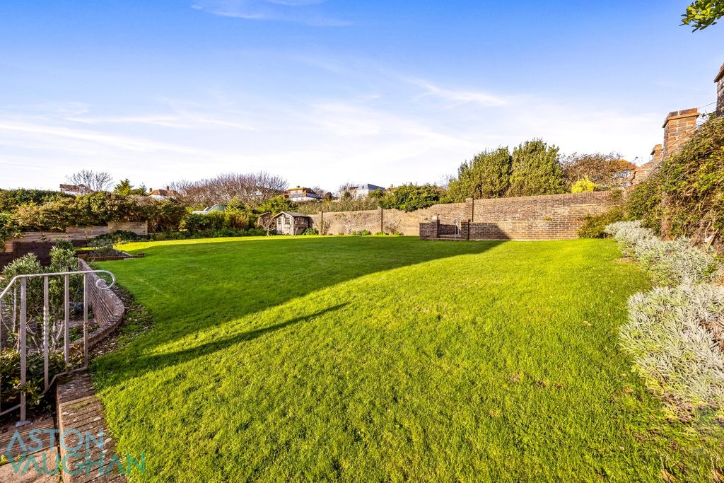 Additional image 39 of 7 bed detached house for saleRoedean Way, Brighton BN2