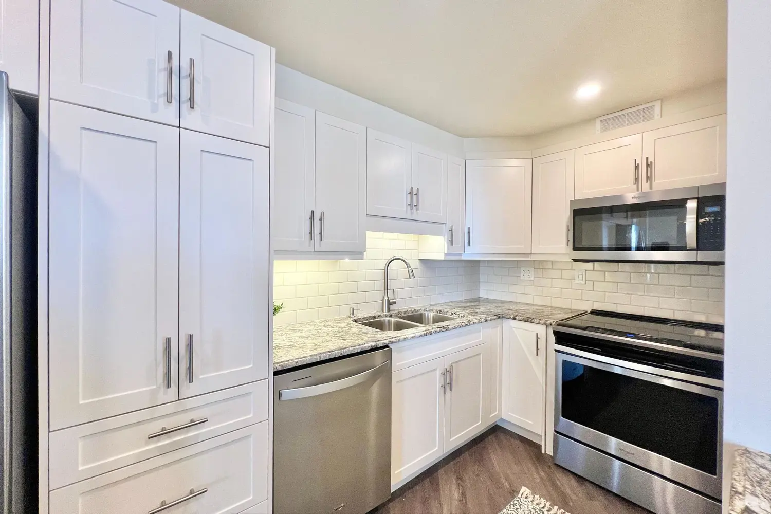 Additional image 2 of 344 Front Street 1002