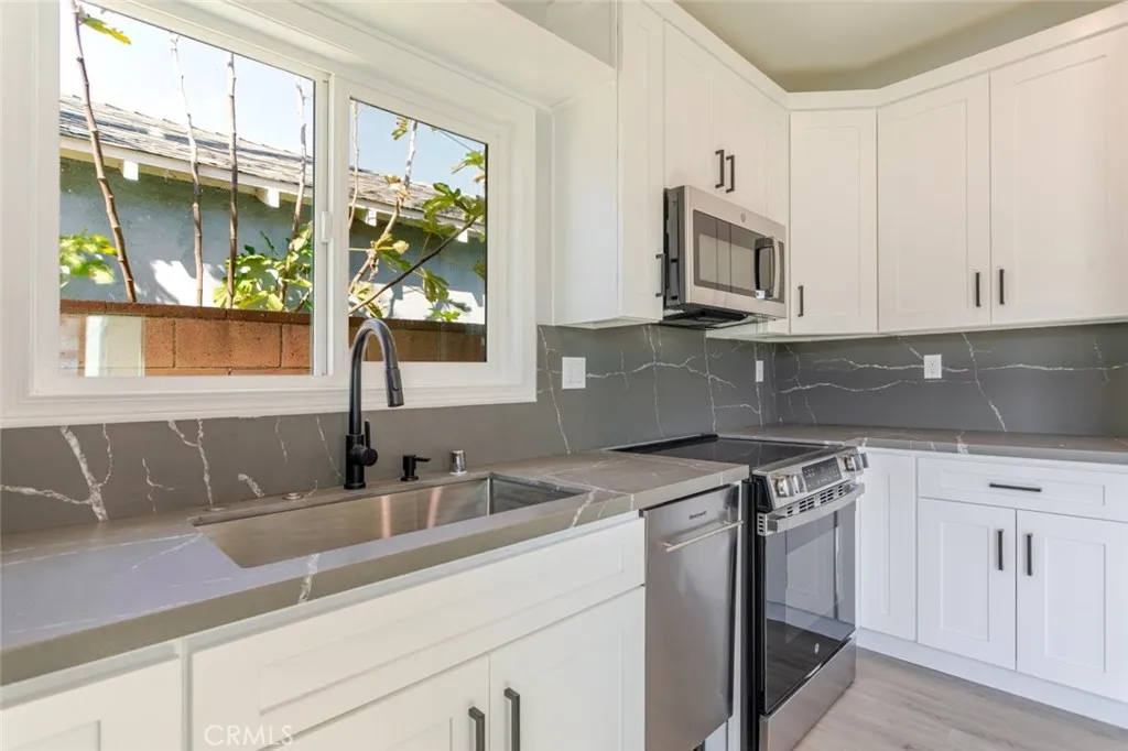 Additional image 10 of 944 Zook Drive Unit A, Glendale, CA 91202