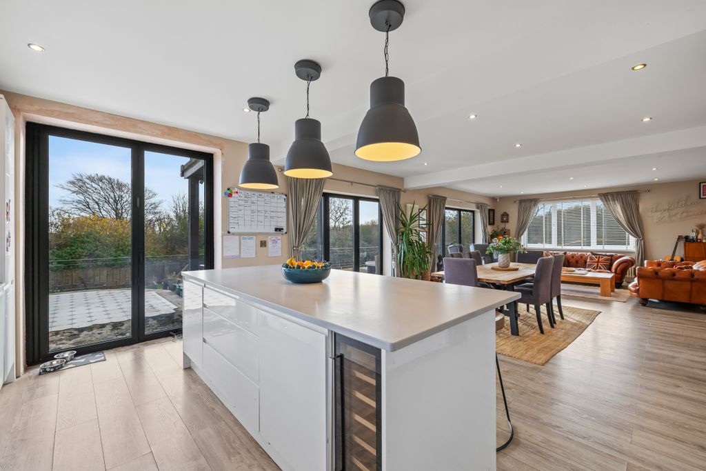 6 bed detached house for saleWhitestone Close, Mayals, Swansea SA3 photo 5