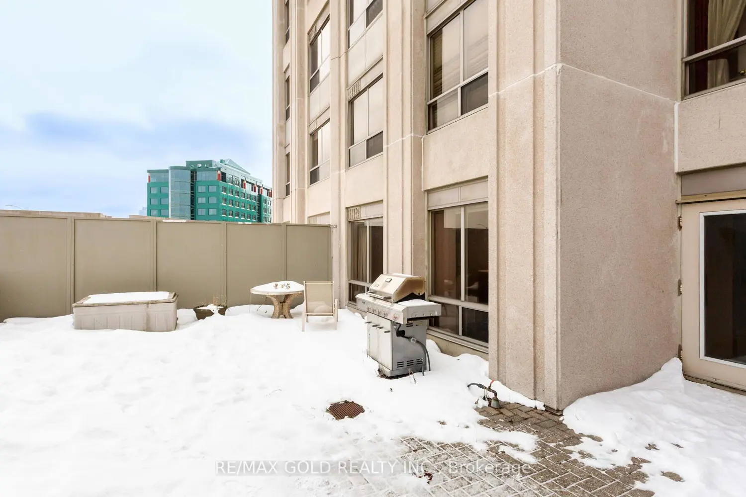 Additional image 17 of 25 Kingsbridge Grdn Circle 224