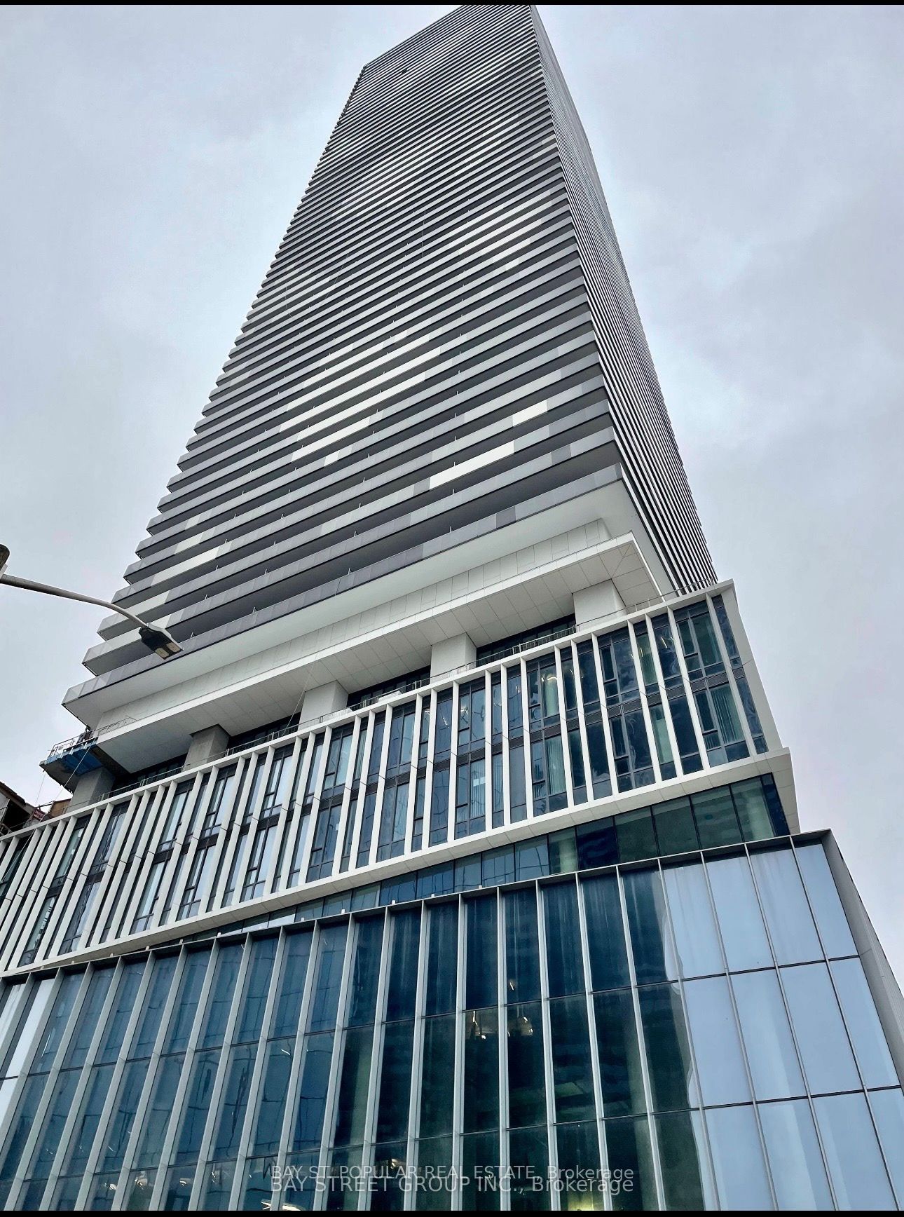 1705-138 Downes Street, Toronto, ON, M5E 0E4