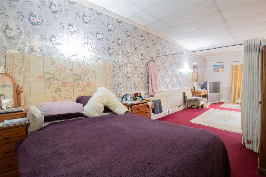 Additional image 42 of 1 bed property for saleRisca Road, Cross Keys NP11