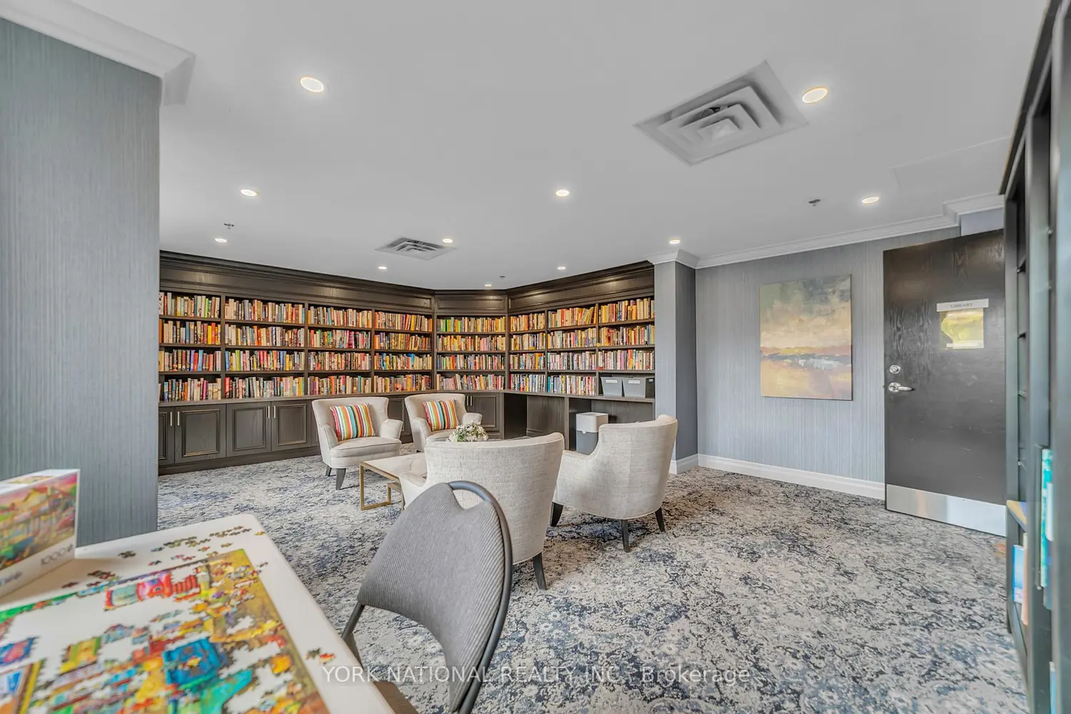 Additional image 12 of 14924 Yonge Street 408