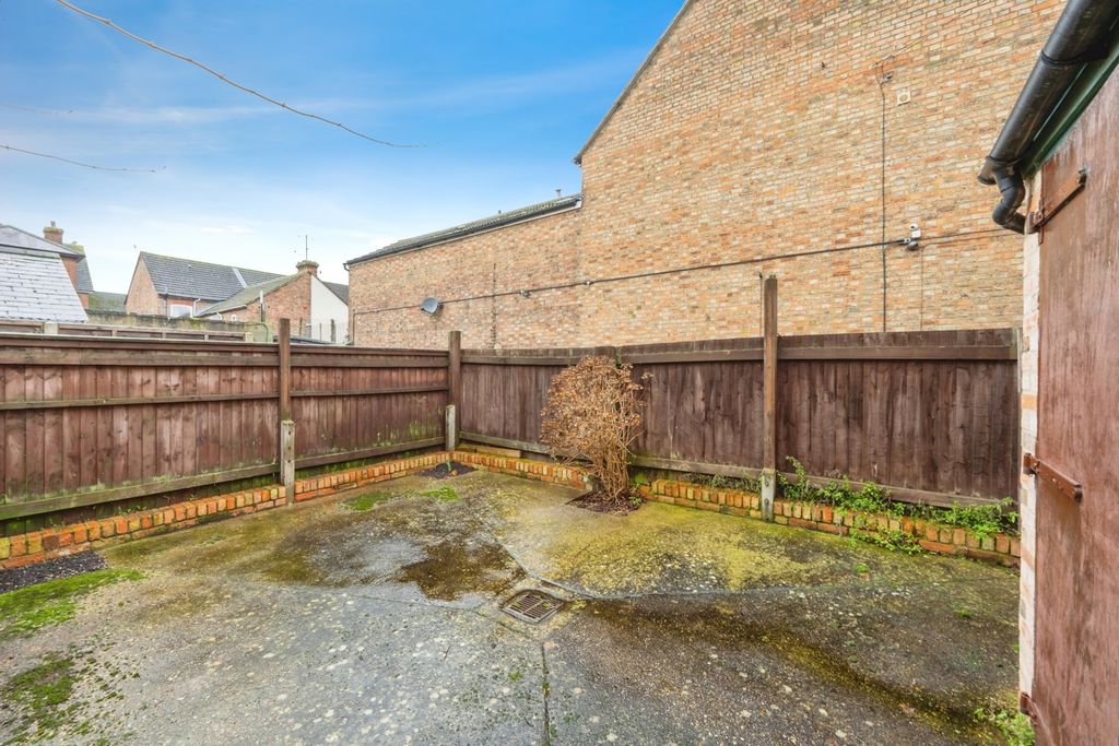 Additional image 27 of Studio for saleMidland Road, Bedford, Bedfordshire MK40