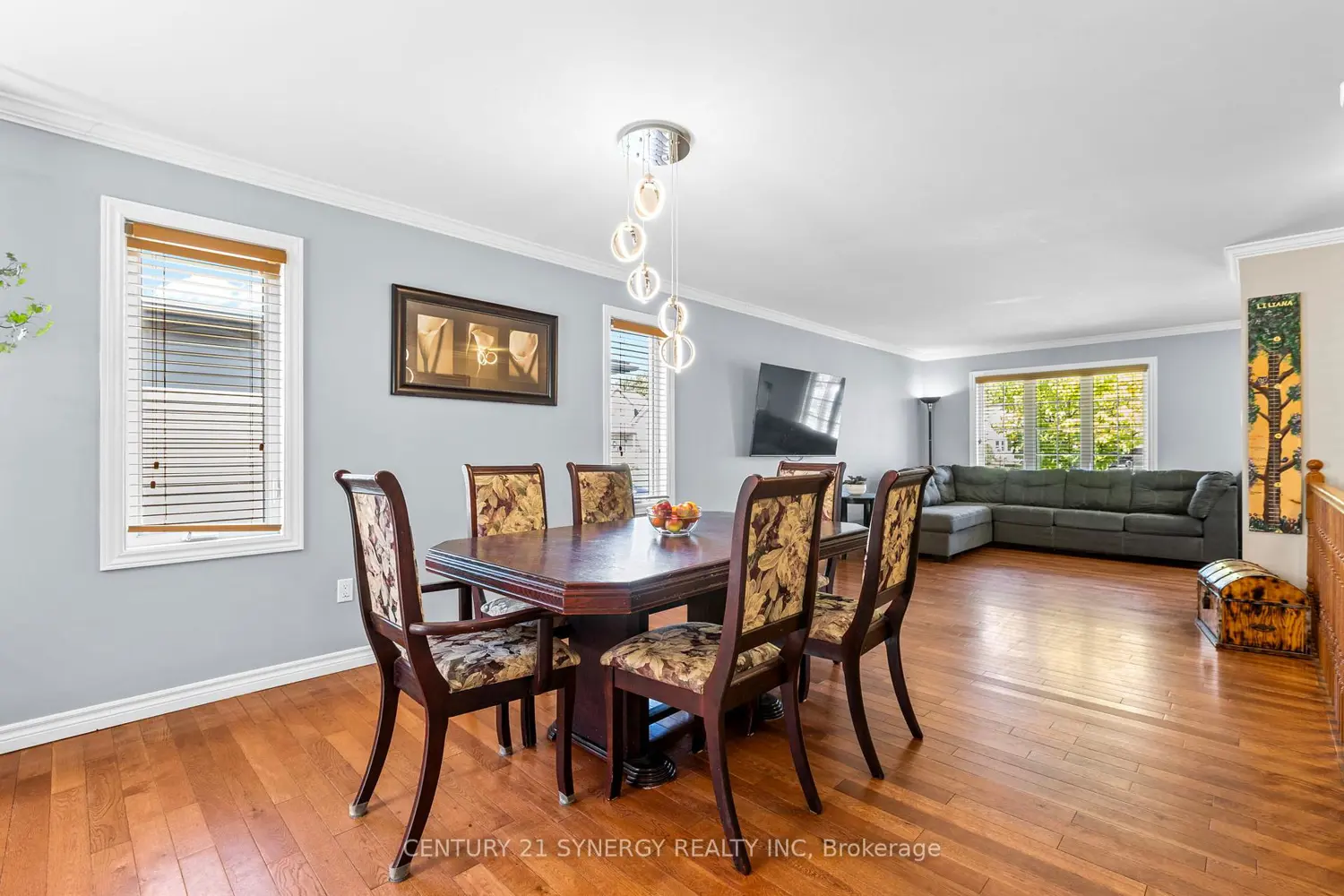 204 Ottawa Street photo 4