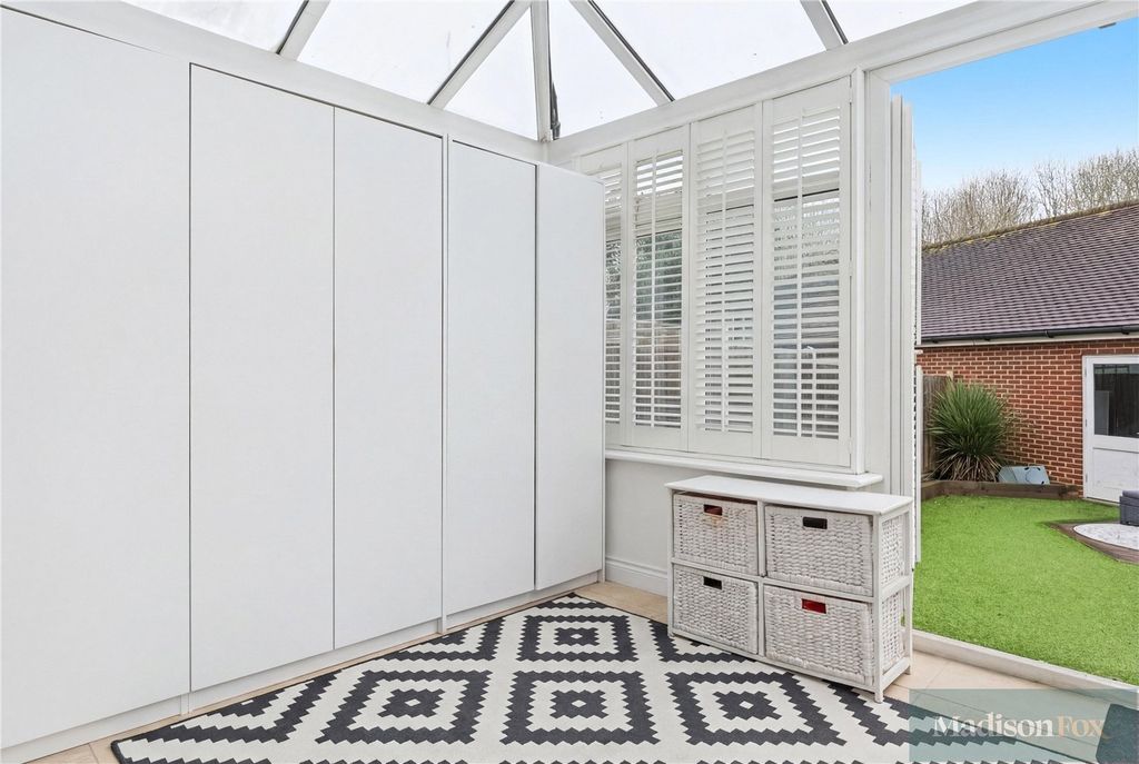 Additional image 8 of 4 bed terraced house for saleRegents Place, Loughton, Essex IG10