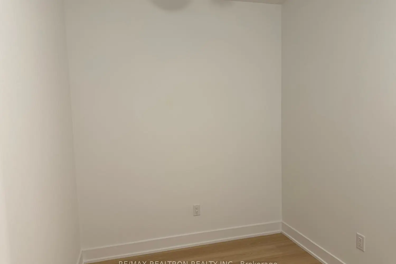 Additional image 7 of 2545 Simcoe Street 338