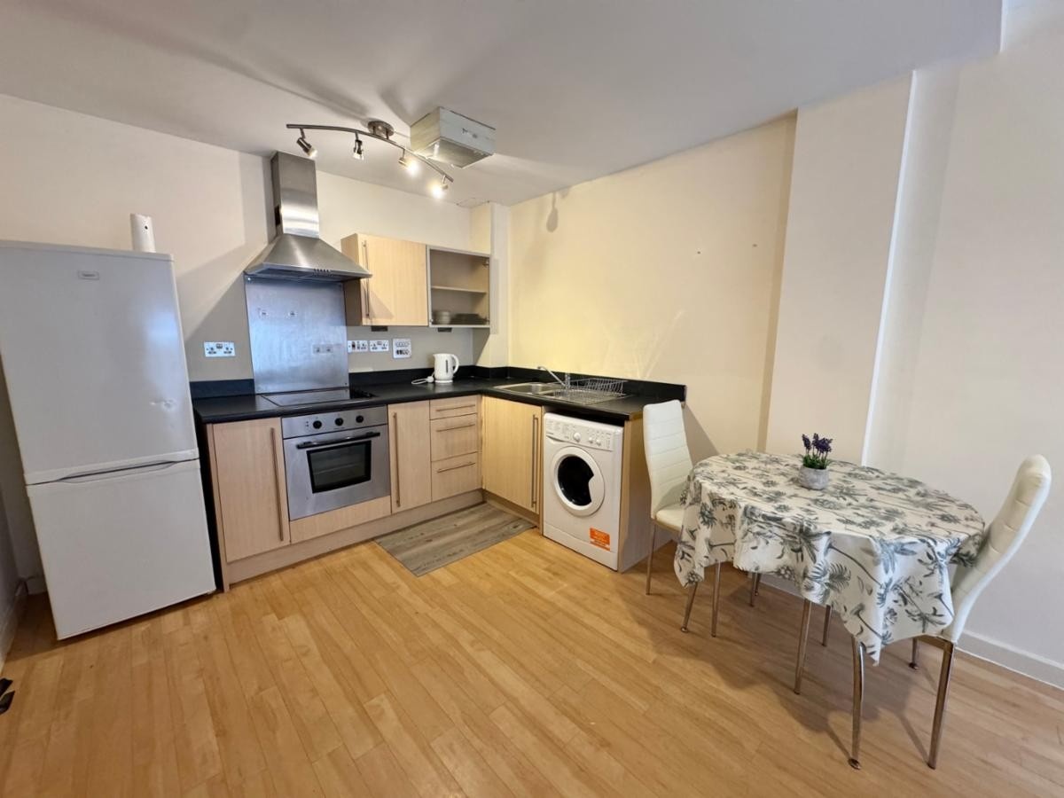 Additional image 5 of 1 Bed Flat, George St, B3, N1 7GU