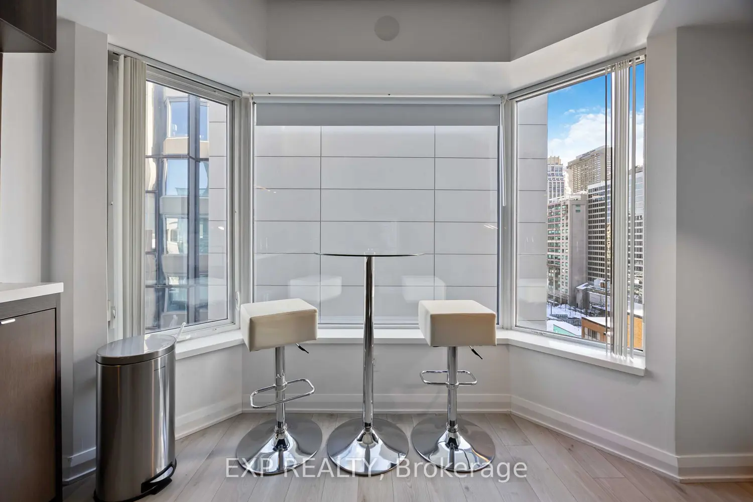 Additional image 15 of 155 Yorkville Avenue 1106