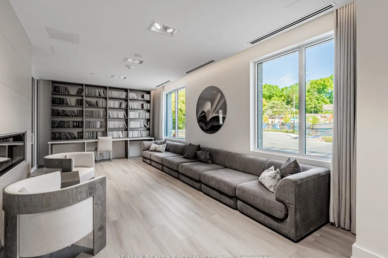 Additional image 4 of 42 Mill Street 208