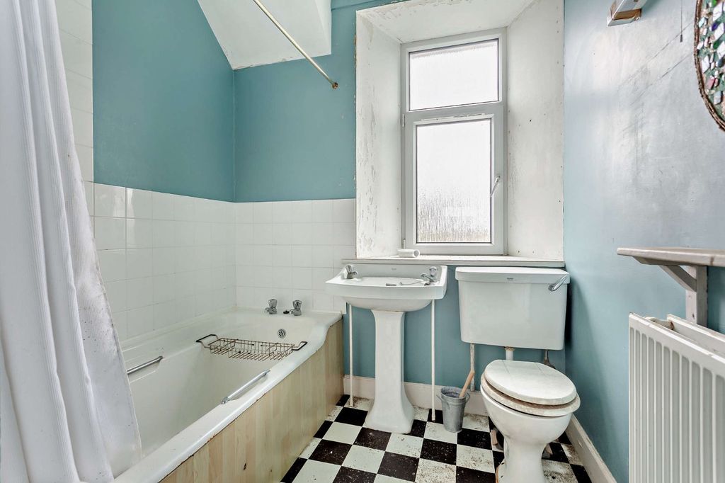 Additional image 5 of 5 bed detached house for saleLochmaddy, Isle Of North Uist, Eilean Siar HS6