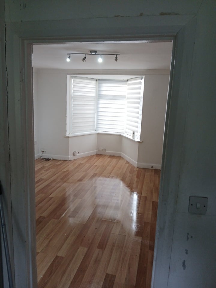 3 Bed Semi-Detached House, Woodhouse Road, B32, N1 7GU